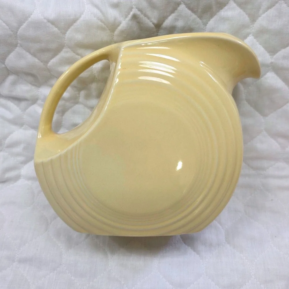 Vintage Fiesta Disc Pitcher Pale Yellow Homer Laughlin Ceramic Art Deco USA
